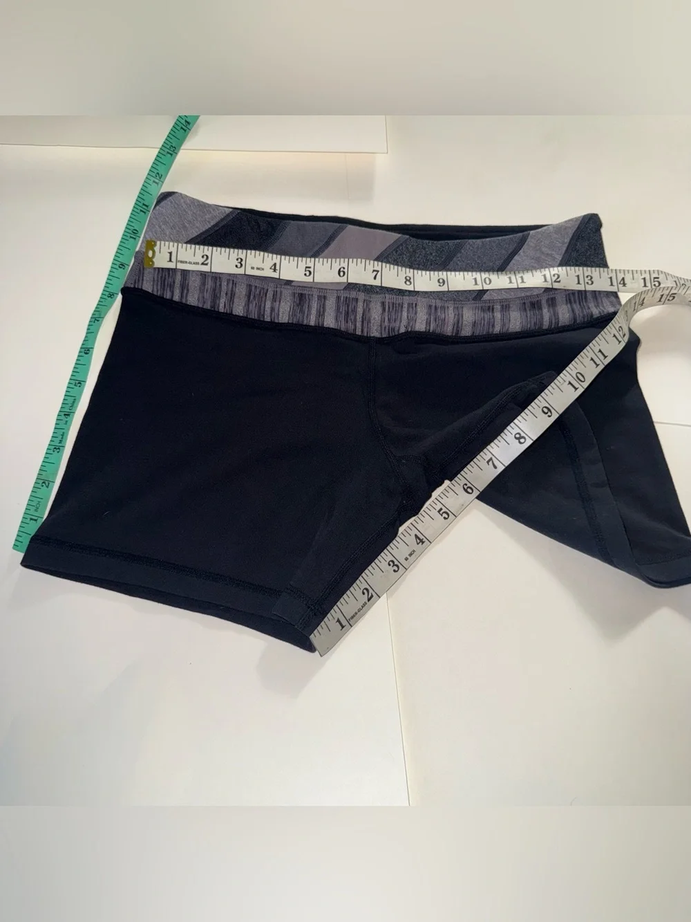 lululemon athletica Black Bike Shorts with Gray Patterned Waistband